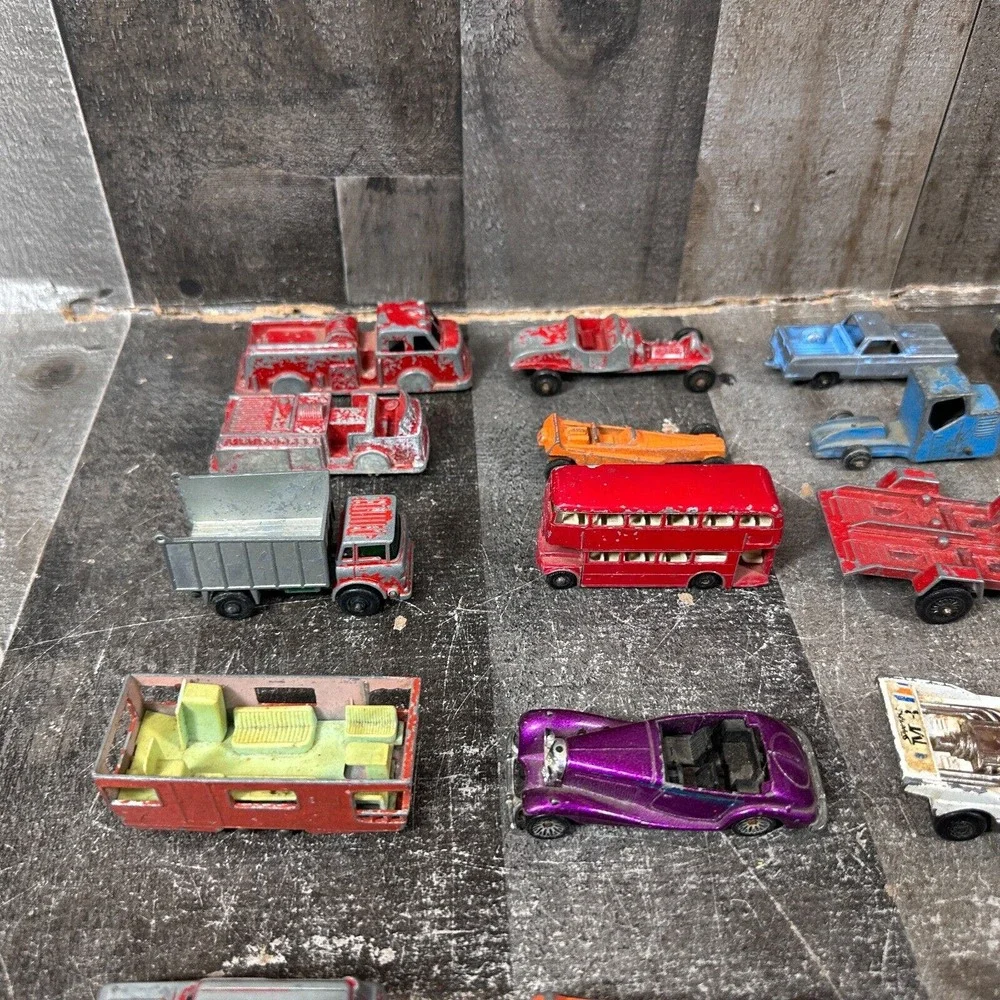 30+ LOT Vintage Toy Cars Tootsie Toys Lesney Others Mostly‎ Rough Shape TLC